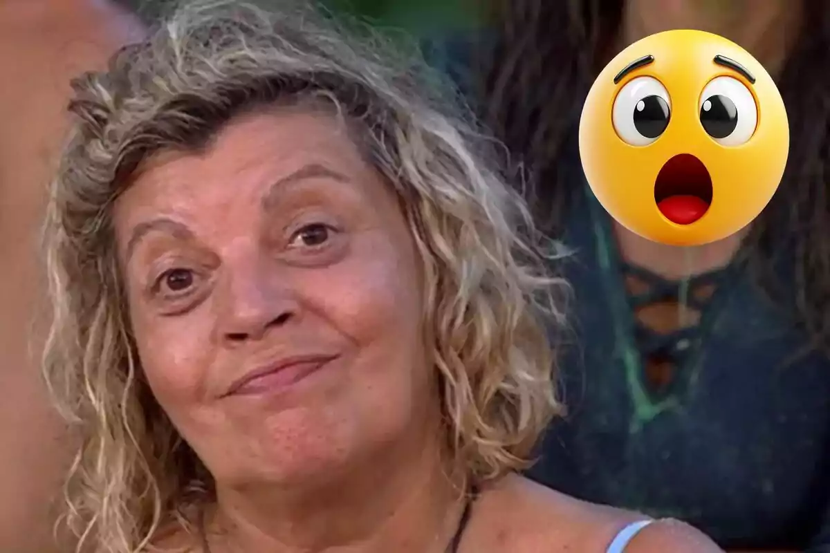 Terelu Campos amb expressió neutral al costat d'un emoji sorprès.