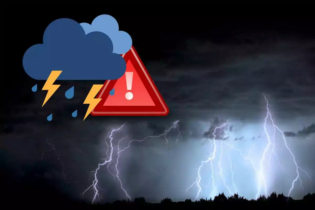 Muntatge d'una tempesta elèctrica, una icona d'un núvol amb raigs i pluja i senyal d'alerta