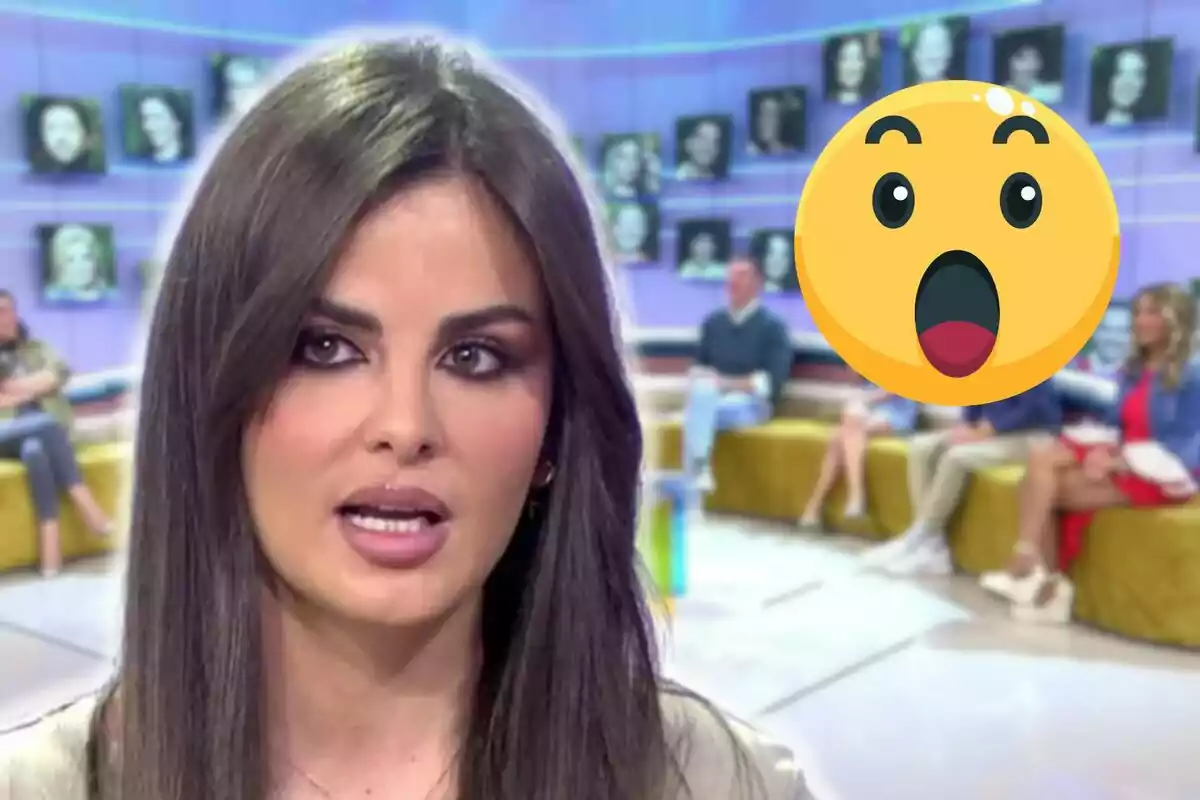 Alexia Rivas aparece en primer plano en un estudio de televisión, con un emoji de cara sorprendida superpuesto a la imagen.