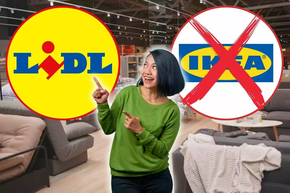 Una dona somrient amb un suèter verd assenyala cap al logotip de Lidl mentre que el logotip d'IKEA està ratllat amb una creu vermella en un entorn de botiga de mobles.