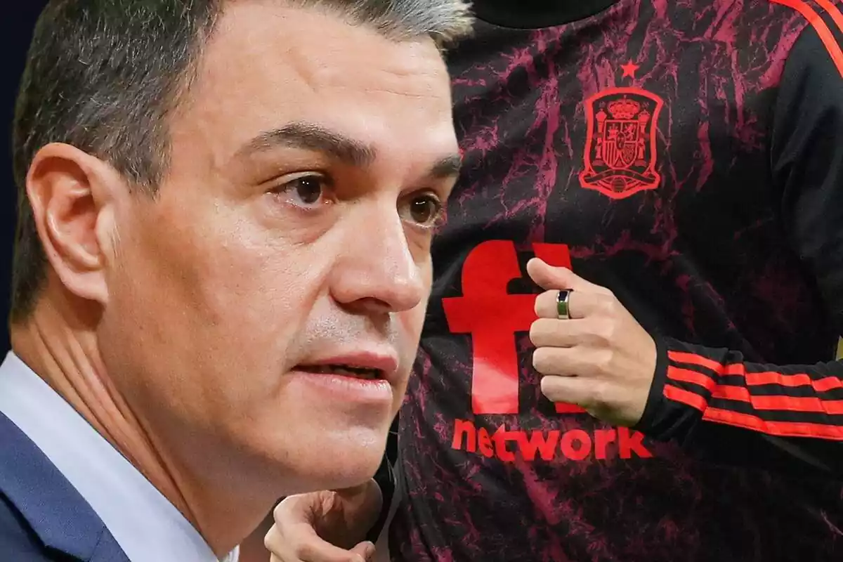 Muntatge de Pedro Sánchez amb samarreta de la Selecció Espanyola