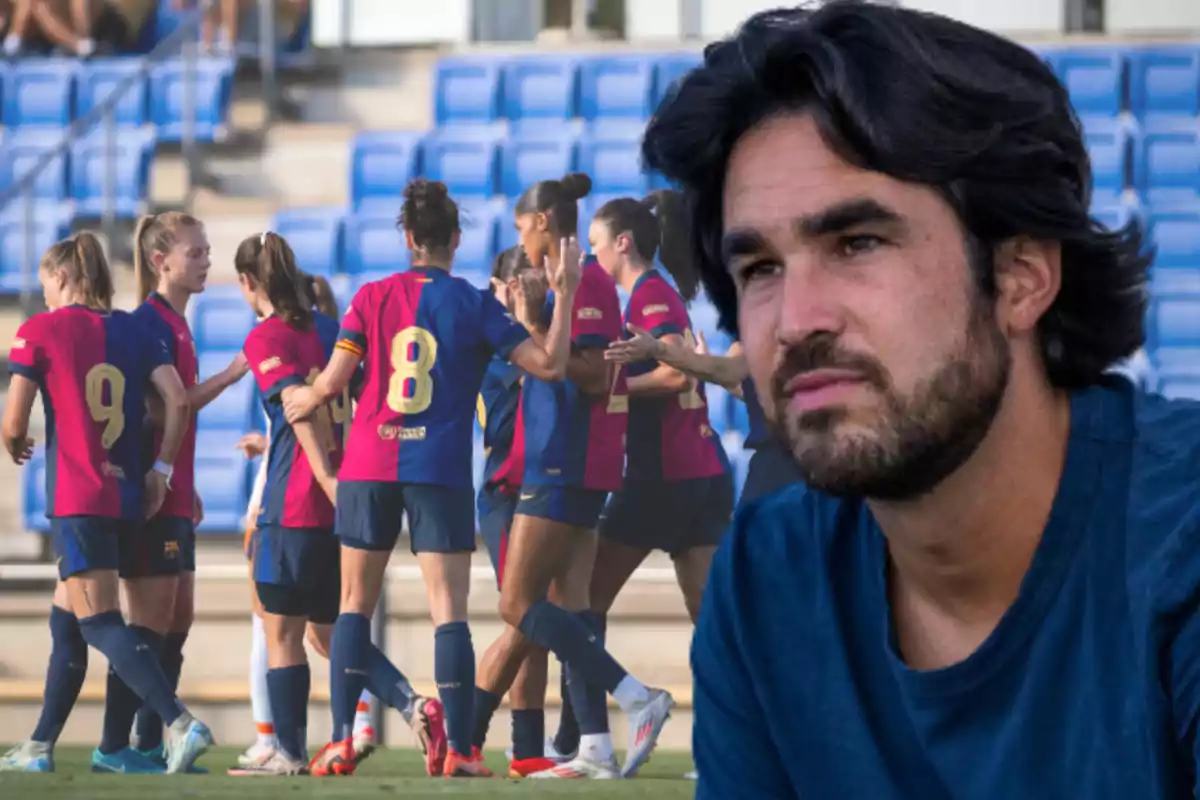 Pere Romeu i les jugadores del Barça Femení