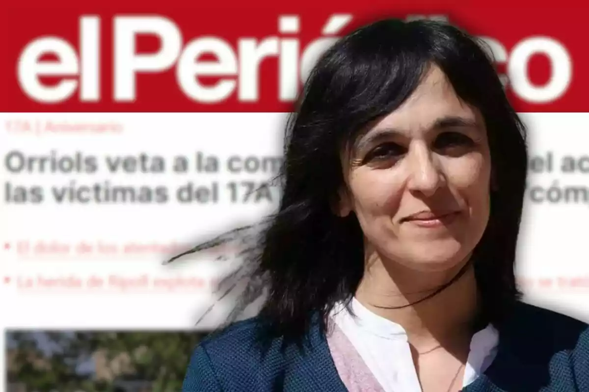 Dona davant d'un fons borrós d'un diari amb el titular "Orriols veta la com les víctimes del 17A"