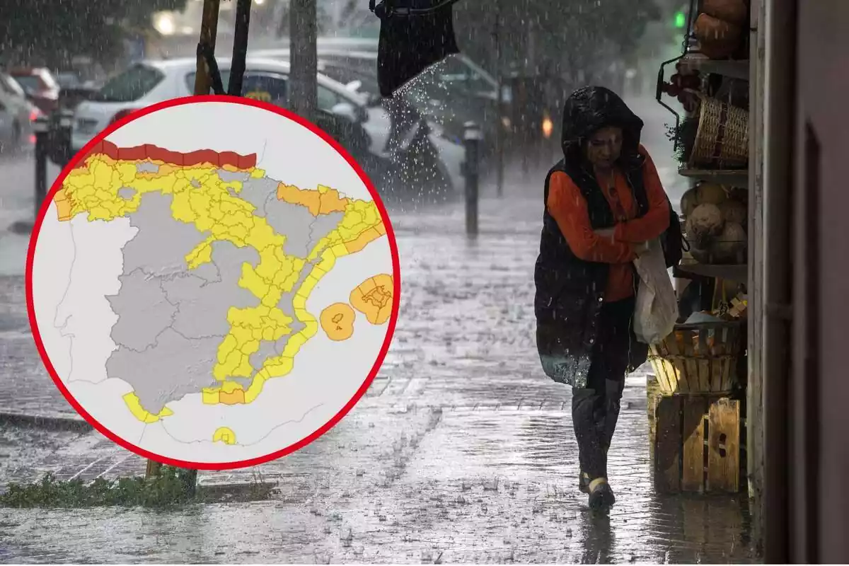 Dona caminant pel carrer a ple temporal de pluja i un cercle amb el mapa d'avisos meteorològics de l'AEMET