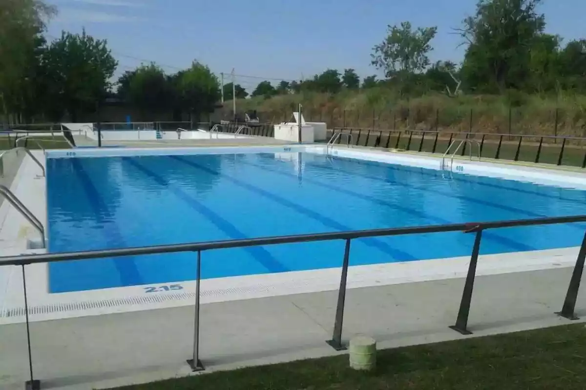 Imatge de la piscina municipal de Poza de la Sal
