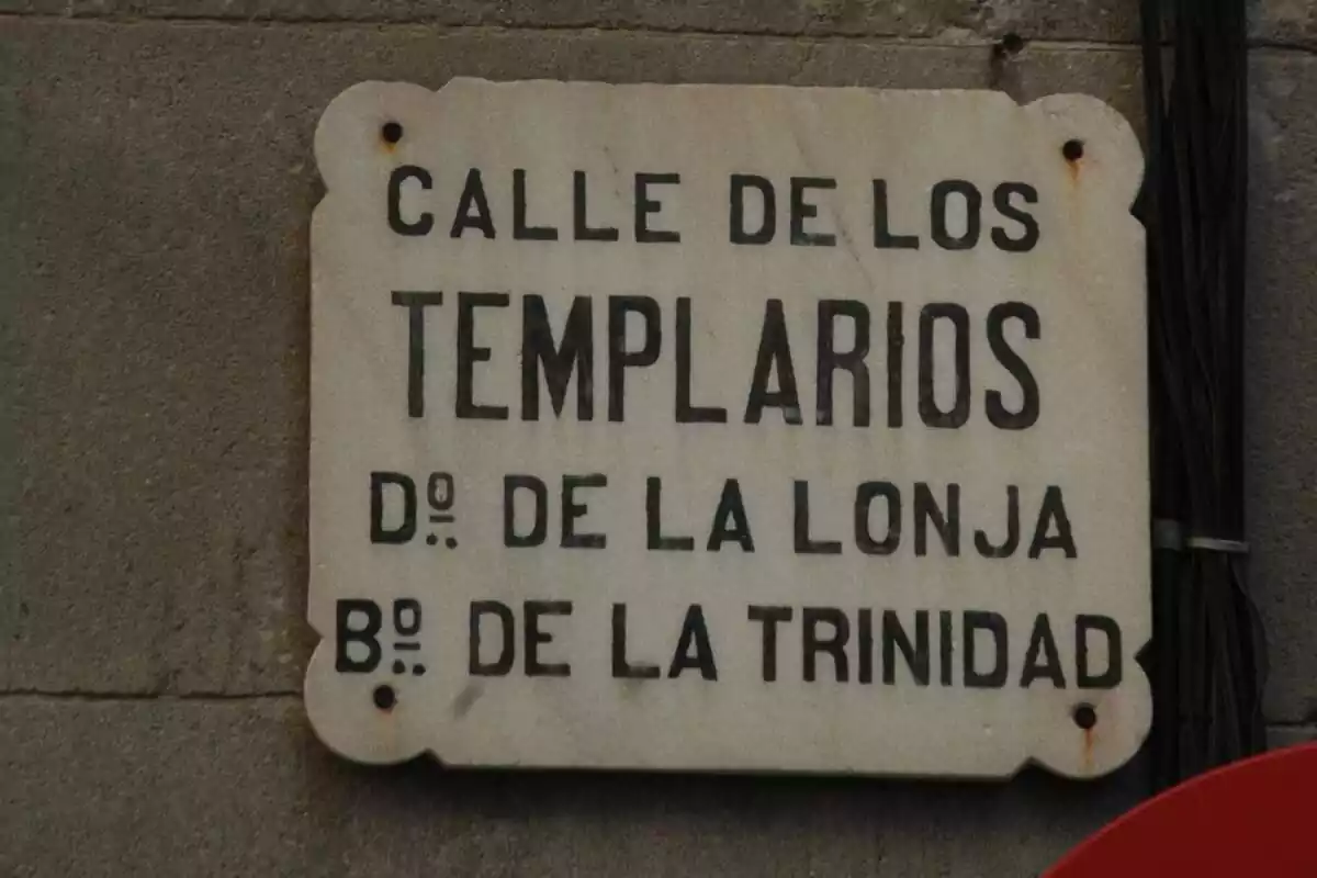 Placa del carrer dels templers a Barcelona