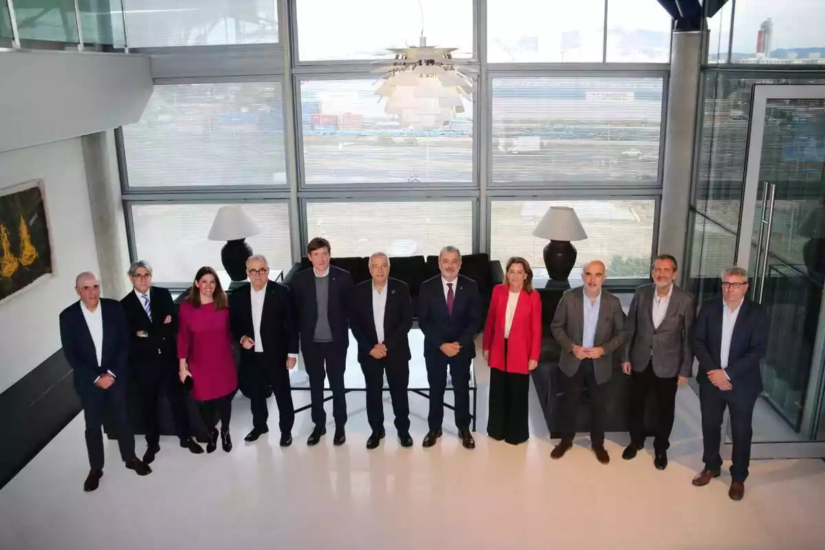 Fotografia dels membres que han assistit al plenari del Consorci de la Zona Franca de Barcelona