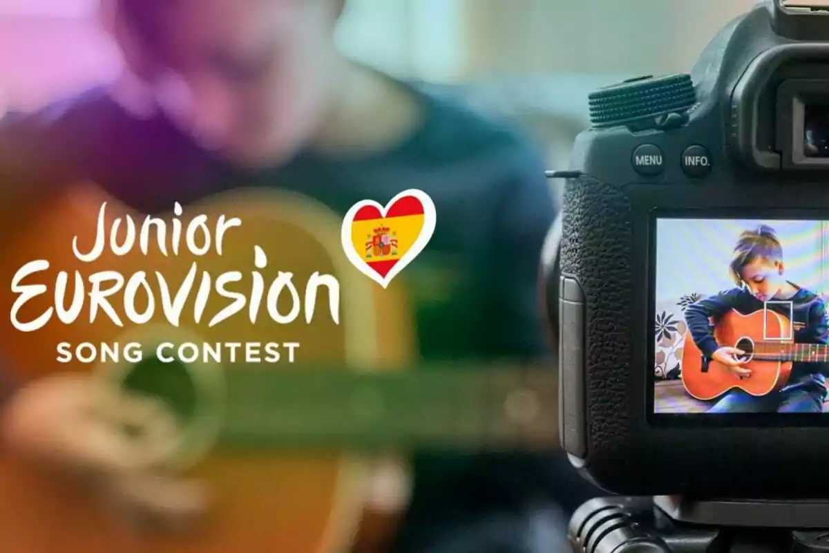 Un nen toca la guitarra mentre és gravat per una càmera i apareix el logotip de Junior Eurovision Song Contest amb un cor que té la bandera d’Espanya.