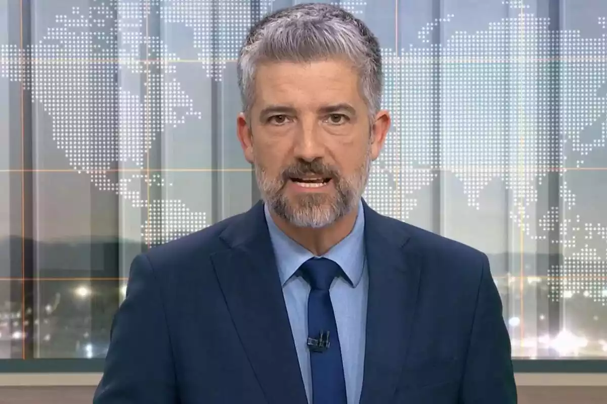 Primer pla de Toni Cruanyes al TN vespre d'aquest diumenge 25 de febrer de 2024