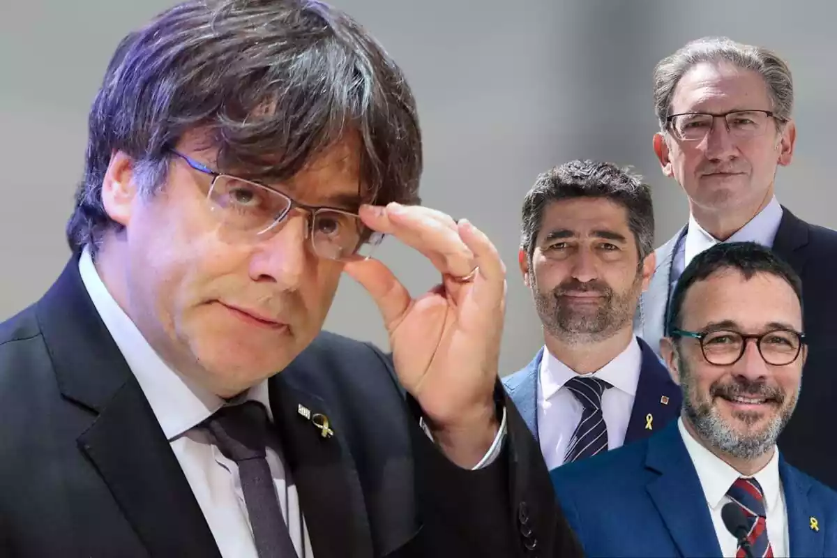 Carles Puigdemont, en primer pla i Jordi Puigneró, Jaume Giró i Josep Rius darrere