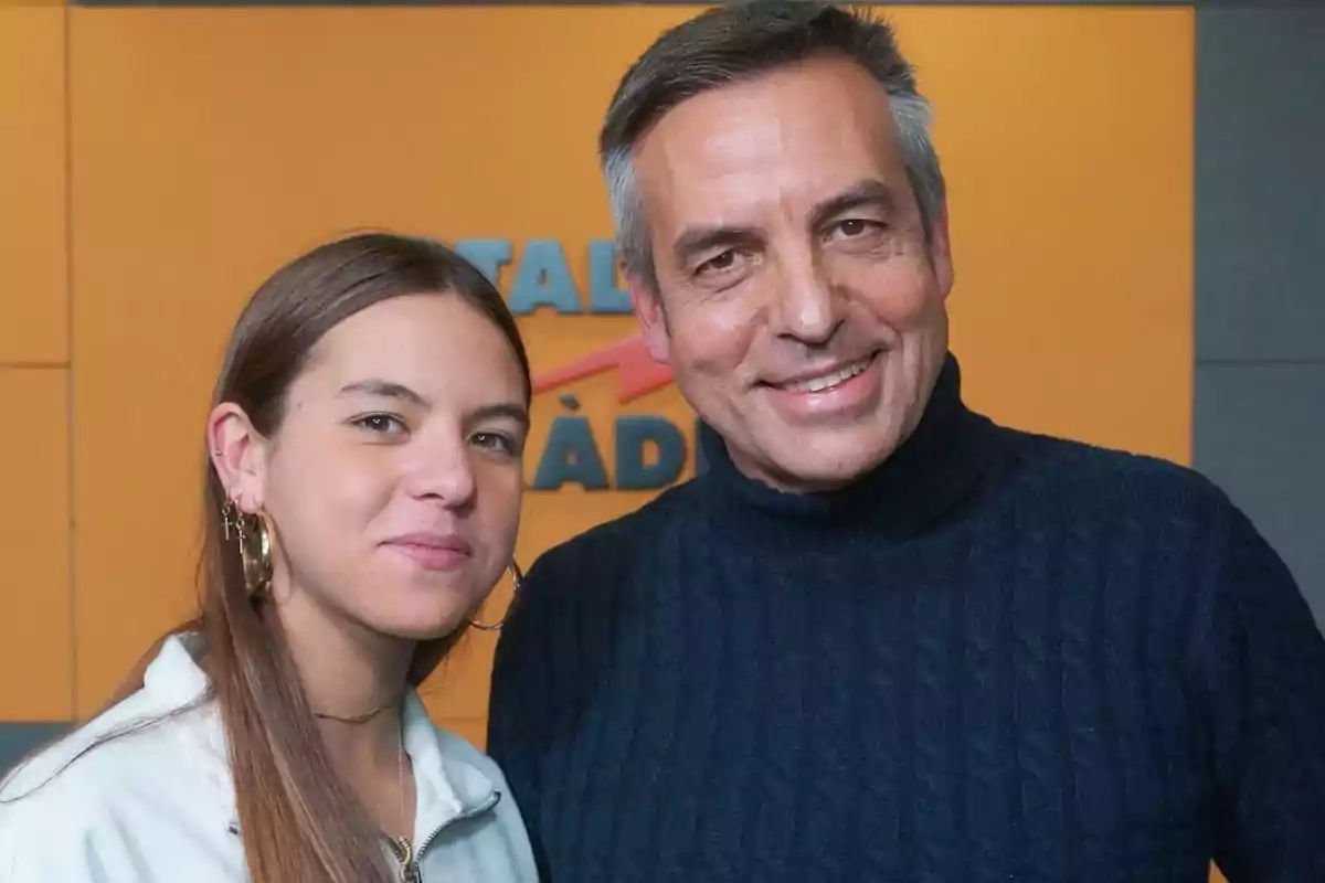 Martina Pellicer and Ramon Pellicer in the Catalunya Ràdio studios