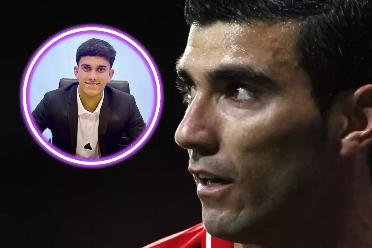 José Antonio Reyes mirant una foto retallada del seu fill