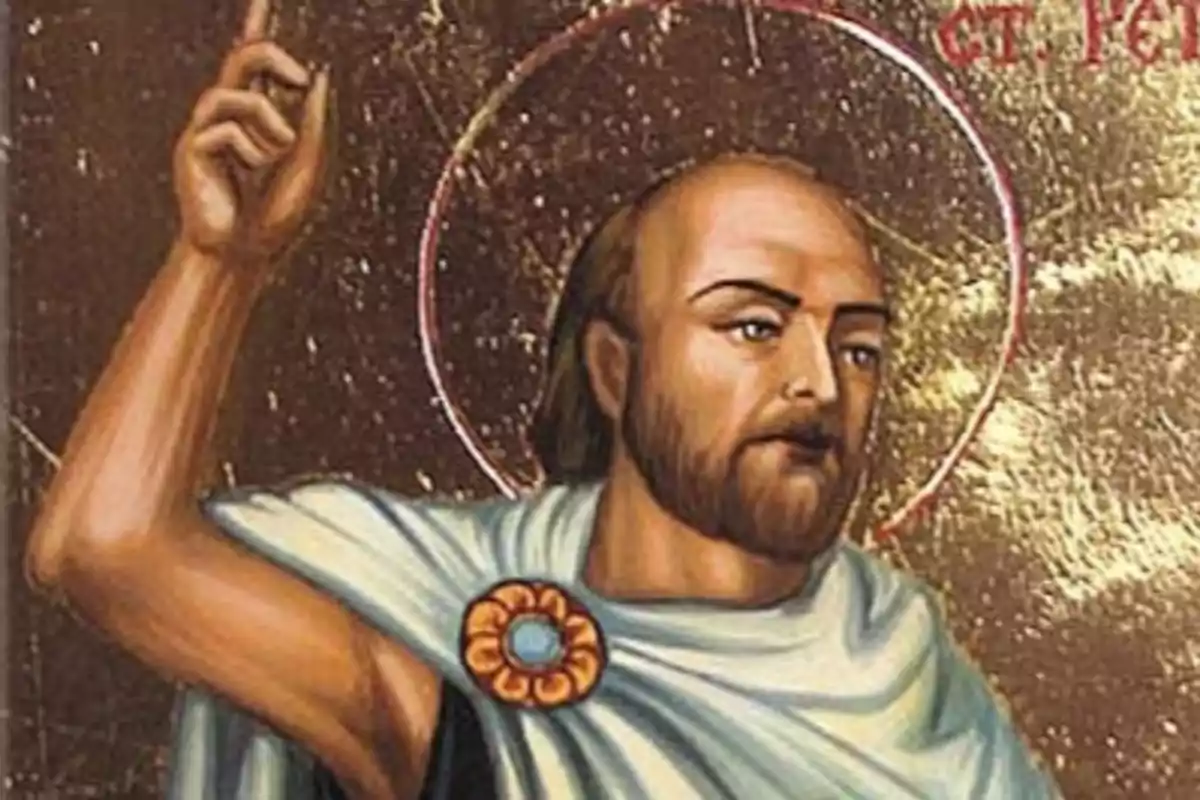 Pintura religiosa d’un home amb barba i aurèola aixecant una mà i portant una túnica clara amb un fermall en forma de flor Pintura religiosa d’un home amb barba i aurèola aixecant una mà i portant una túnica clara amb un fermall en forma de flor