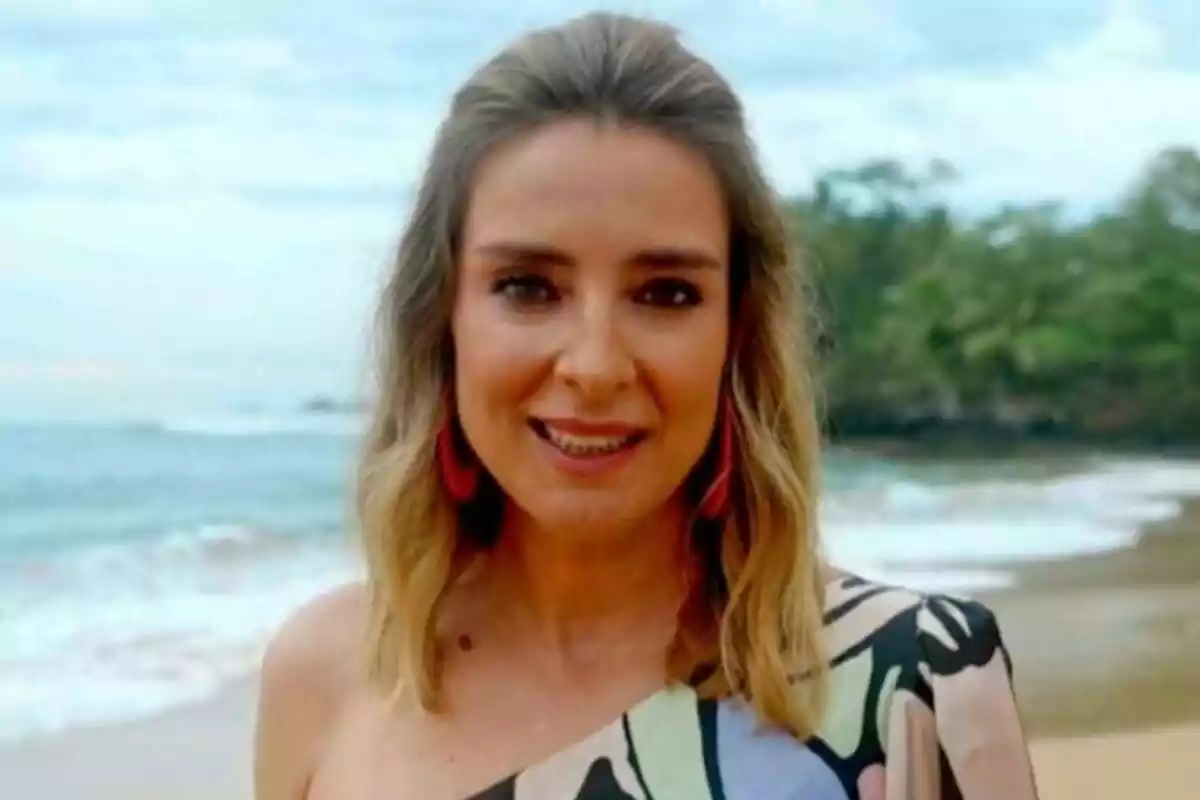 Captura de Sandra Barneda en la promo de La Isla de las Tentaciones