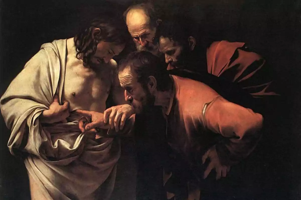 Quatre homes observant i tocant la ferida al costat d'un altre home en una pintura amb fons fosc.