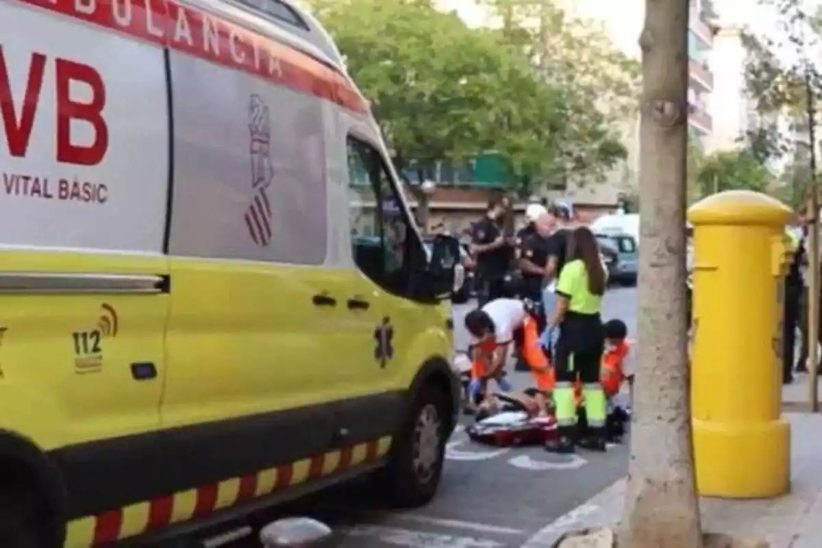 Captura dels serveis d'emergència d'Alacant actuant al carrer