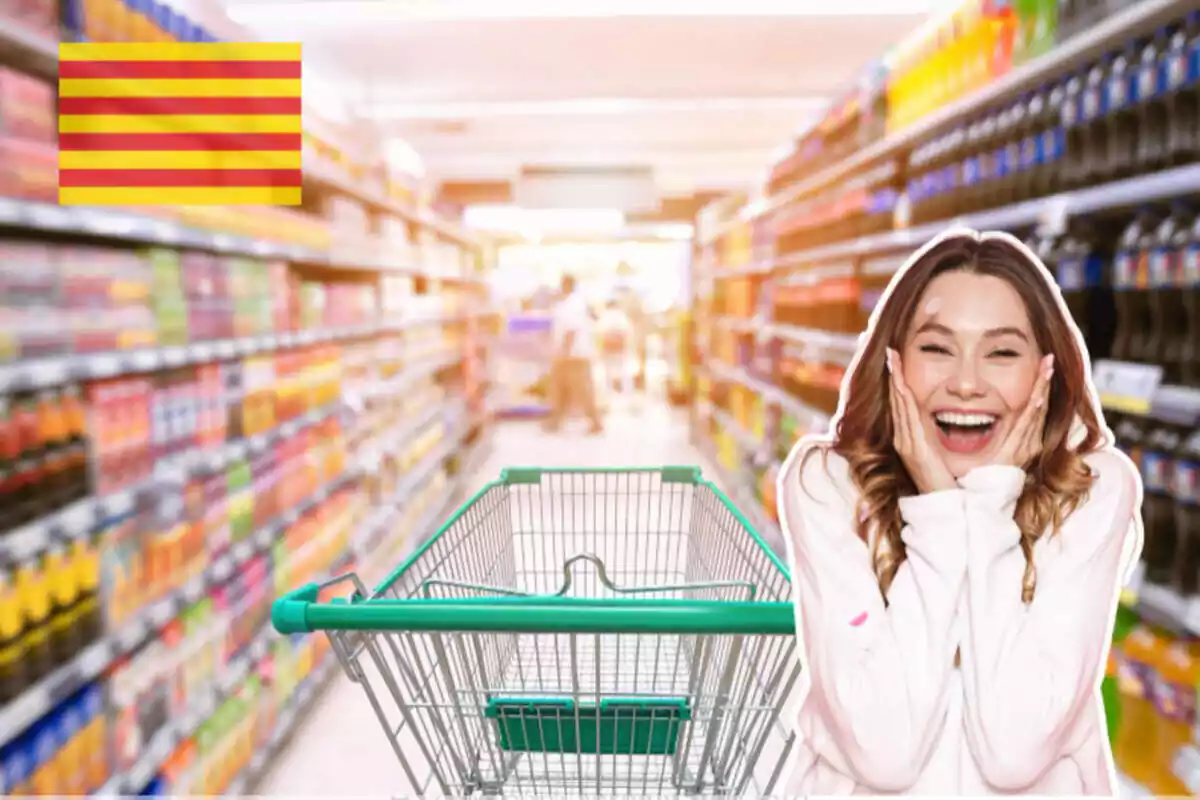 Fotomuntatge amb fons d'un supermercat, una bandera de Catalunya i una dona contenta