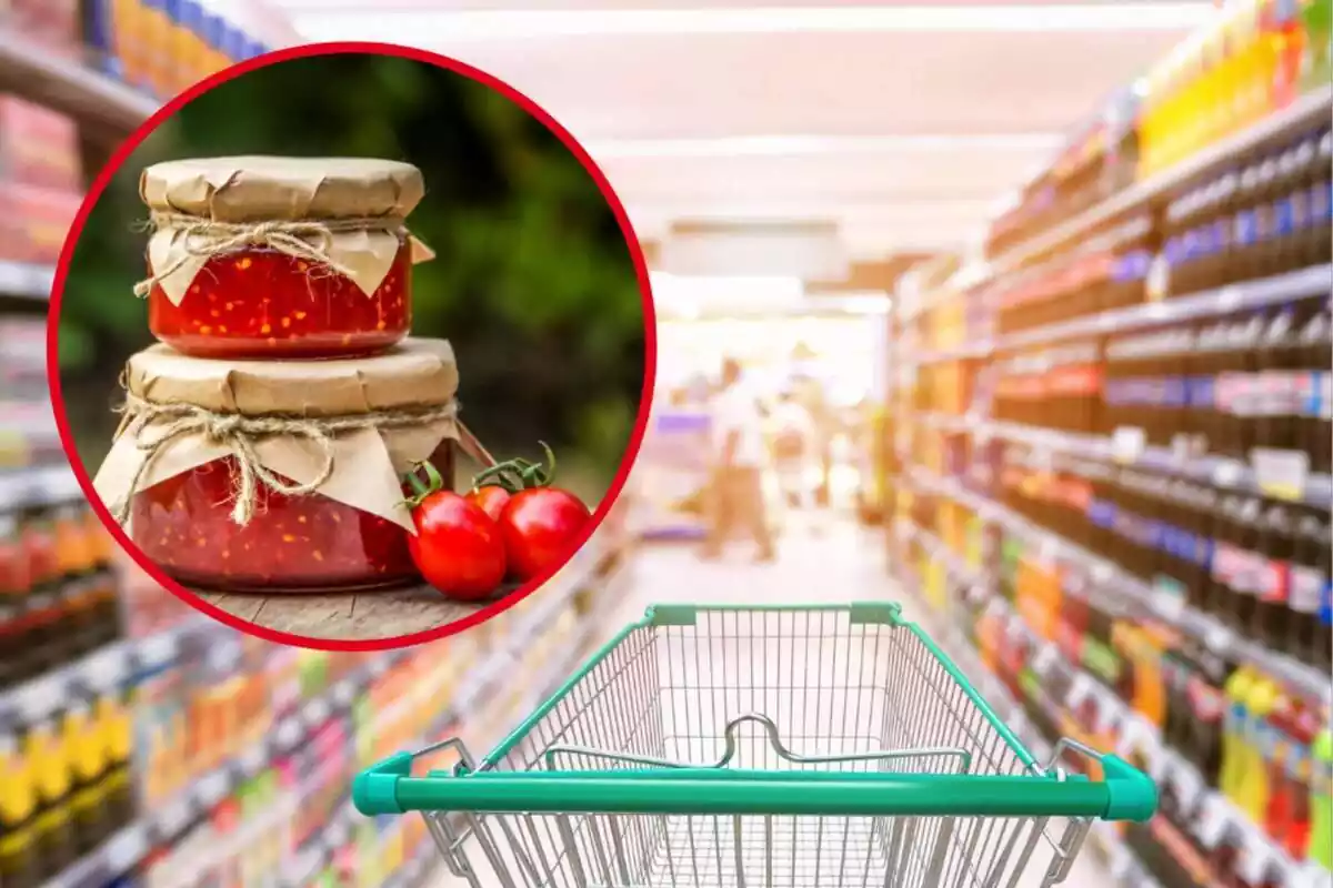 Cistella del supermercat amb una imatge destacada a l'esquerra de tomàquet fregit