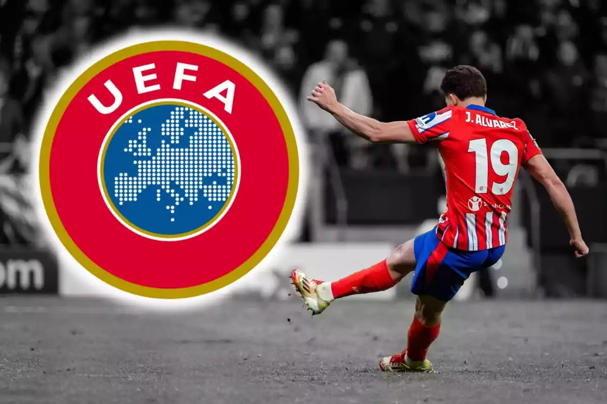 Un jugador de fútbol con el número 19 en su camiseta está pateando un balón en un campo de juego mientras el logo de la UEFA aparece en el fondo.