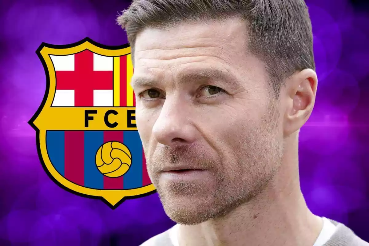 Xabi Alonso mirando de reojo al frente con un fondo lila y el escudo del FC Barcelona