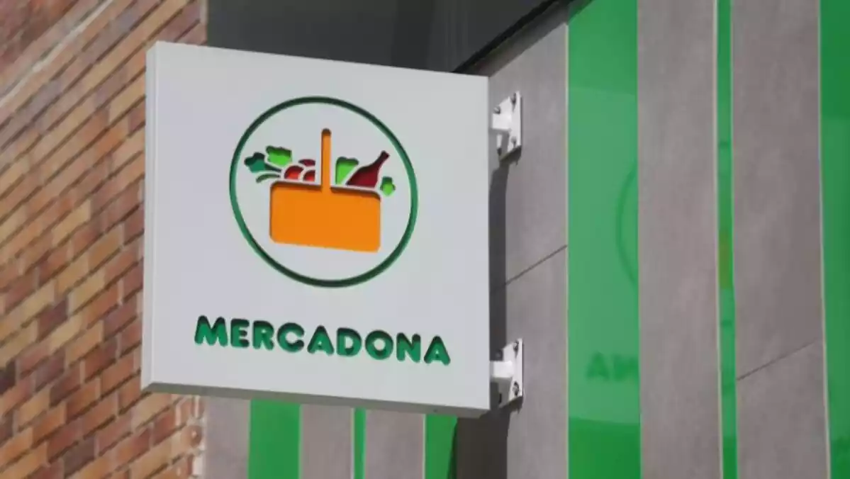 Imagen del cartel de Mercadona en una tienda